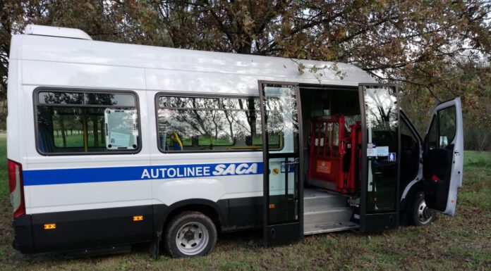 LADRI ALLA SACA, TROVATO IL MINIBUS USATO PER METTERE A SEGNO IL COLPO