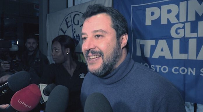 SALVINI A MODENA: “VINCEREMO SCOMETTO UN CAFFE E NE HO VINTI TANTI”