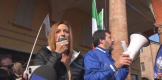 SALVINI A CARPI, BAGNO DI FOLLA IN PIAZZA MARTIRI