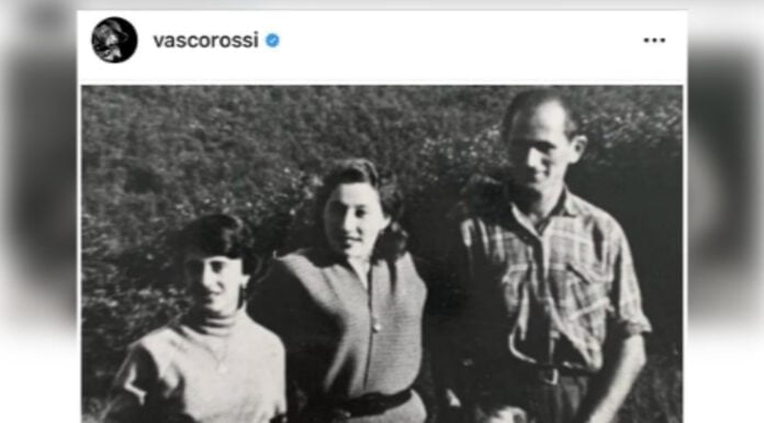 VASCO ROSSI, A MODENA LA CONSEGNA DELLA MEDAGLIA PER IL PADRE