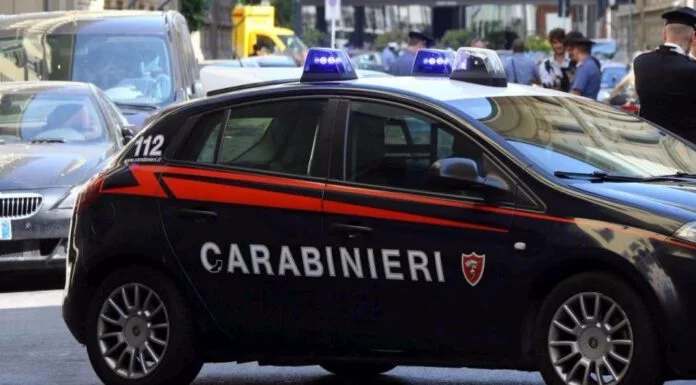 MUORE IN CASA DA SOLO, DECESSO SCOPERTO DAL VICINO