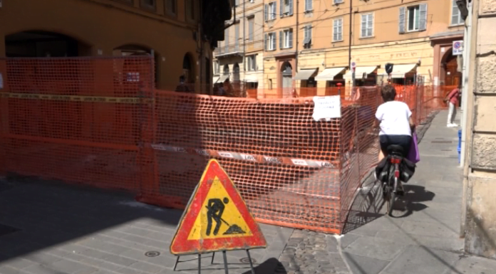 DISAGI IN CENTRO, IN CORSO CANALCHIARO AGIBILI SOLO I PORTICI