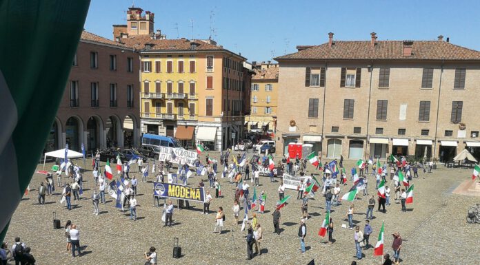 FRATELLI D’ITALIA, IN PIAZZA PER DIRE NO ALLE POLITICHE DEGLI ANNUNCI