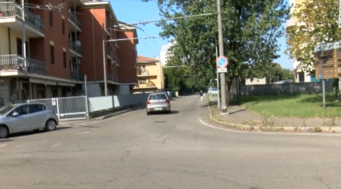 GRAVE UNA 28ENNE. COINVOLTA IN DUE INCIDENTI RAVVICINATI, A PIEDI E IN BICI