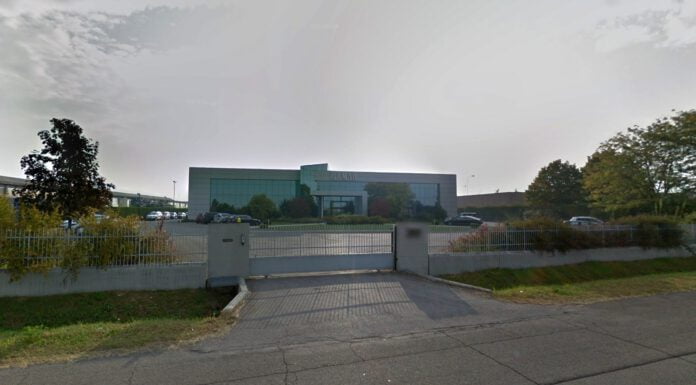 INFORTUNIO MORTALE A CARPI: UOMO RESTA UCCISO TRA DUE AUTOCARRI