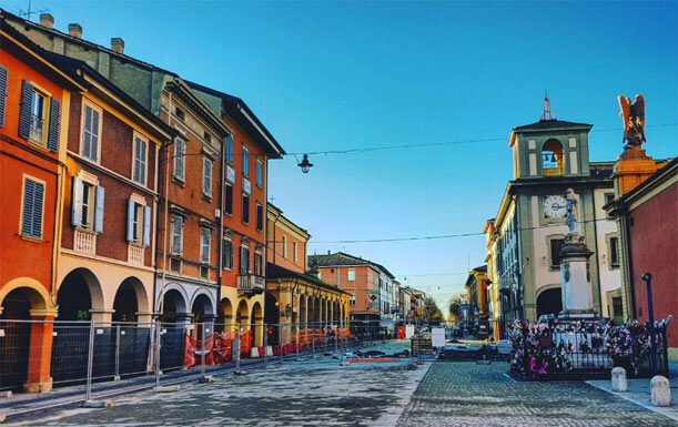 CASTELFRANCO, DALLE 20 CHIUSI TUTTI GLI ESERCIZI DI VICINATO