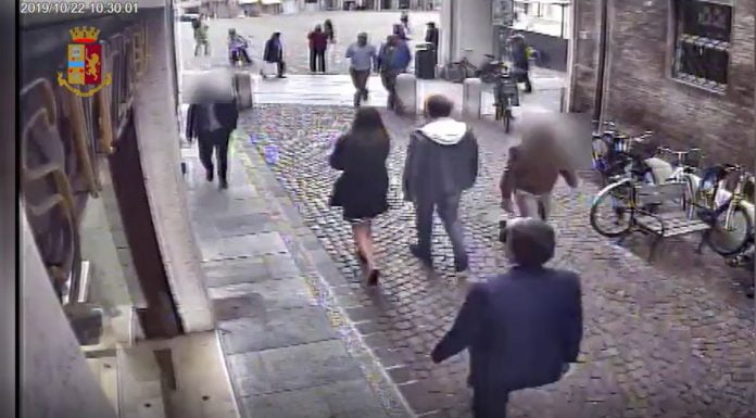 RAPINO’ UN RAPPRESENTANTE DI PREZIOSI: ARRESTATO UN 50ENNE CAMPANO