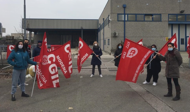 NIPPON EXPRESS, SCIOPERO DAVANTI ALLA SEDE AZIENDALE DI BOMPORTO