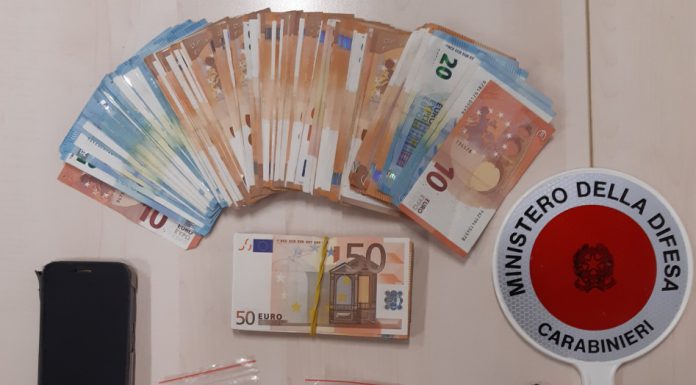 VIA CANALETTO SUD, ARRESTATO 20 ENNE PER SPACCIO DI COCAINA