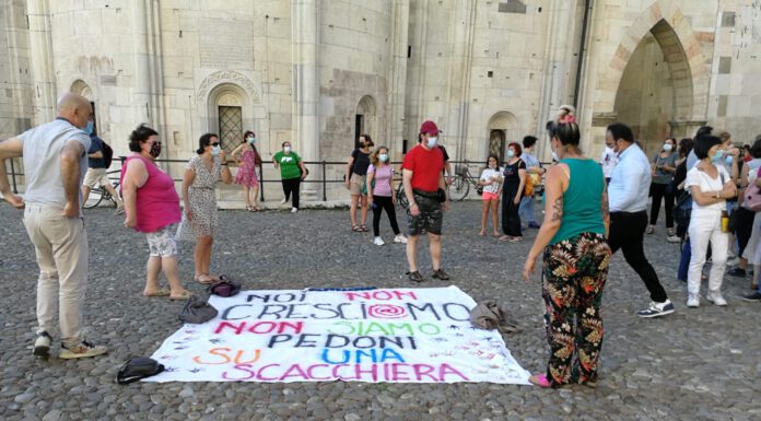 MANIFESTAZIONE IN PIAZZA: GENITORI DELLE SCUOLE PER LA GESTIONE PUBBLICA