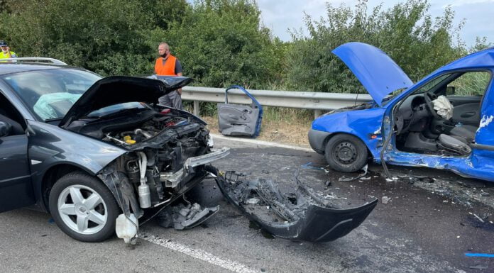 ZONA SACCA, INCIDENTE SU VIALE LA MARMORA: QUATTRO FERITI