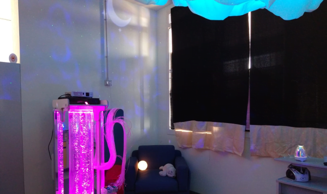 “SNOEZELEN ROOM”, L’ASSISTENZA A PAZIENTI CON DEMENZA È OLISTICA