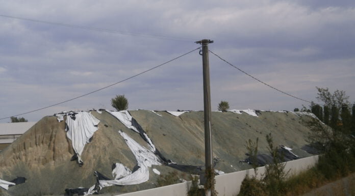 EX EMILIANA ROTTAMI, PICCININI: “CUMULI ANCORA SCOPERTI, ESPOSTO AD AUSL ED ARPAE”