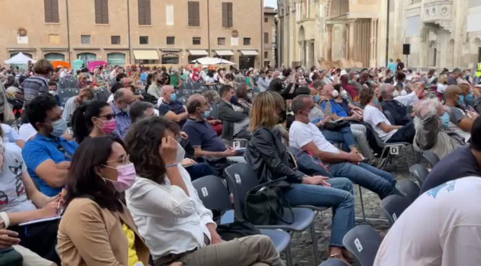 FESTIVALFILOSOFIA: LA LIBERTA’ CONVINCE E RIEMPIE DI NUOVO IL CENTRO STORICO
