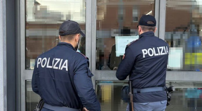 POLIZIA DI STATO DI CARPI, CHIUSO PER 5 GIORNI UN ESERCIZIO COMMERCIALE