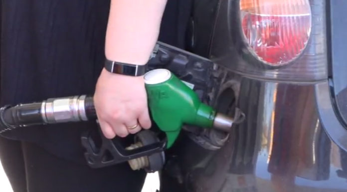 CARO BENZINA, I PREZZI GIA’ TORNANO A CRESCERE. A MODENA PIU’ CHE ALTROVE