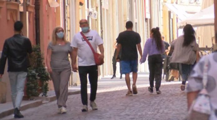 CONTAGI COVID: CONTINUA LA CRESCITA, PREVISTO UN PICCO A LUGLIO