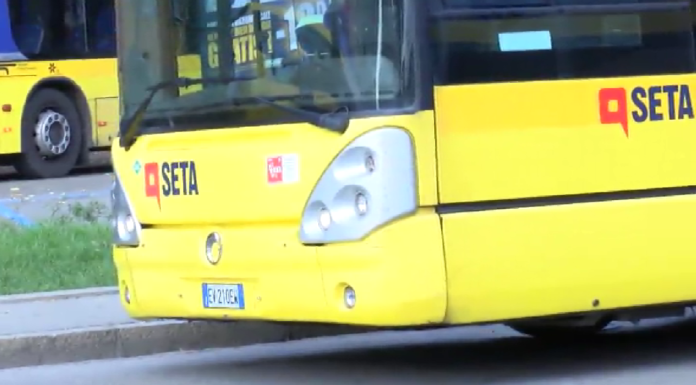 MODENA: CACCIATA DAL BUS PER IL VELO. A DENUNCIARLO UNA VENTITREENNE