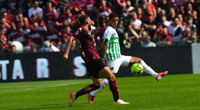 LA SALERNITANA NON FA SCONTI E METTE SOTTO IL SASSUOLO TRAFITTO PER TRE VOLTE ALL’ARECHI
