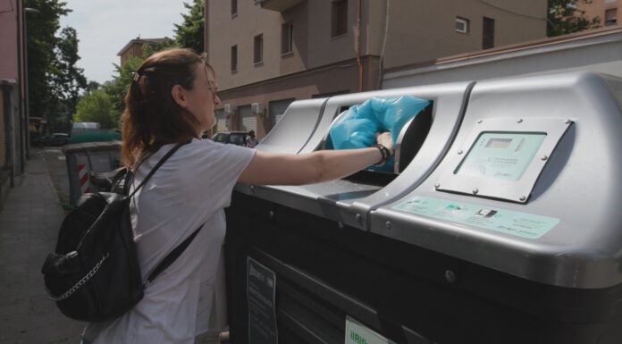 RACCOLTA DIFFERENZIATA, CASSONETTI APPENA INSTALLATI E GIA’ BLOCCATI NEL QUARTIERE 2
