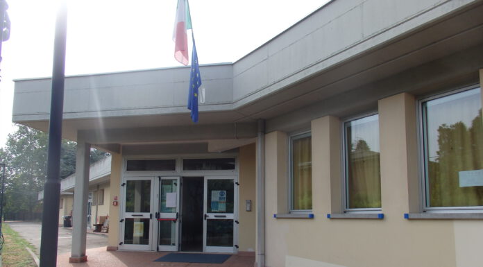 CANTIERI AL VIA NELLE SCUOLE DEL TERRITORIO: LAVORI PRESSO LA MATERNA ‘AGAZZI’ E LE MEDIE ‘FERRARI-GALILEI’