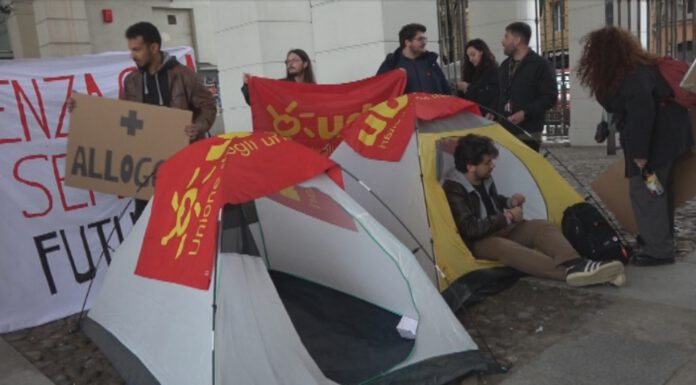 L’IRA DEI FUORISEDE, UDU: “SOLO STANZE CARE E INTROVABILI, PRONTI A TORNARE IN TENDA”