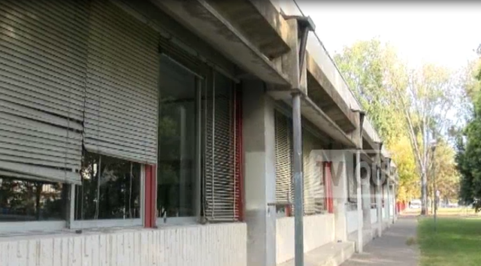 MEDIE FOCHERINI, A CARPI LA PRESIDE TOGLIE I CROCIFISSI ED È POLEMICA