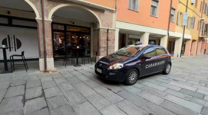 PAURA A SOLIERA, UN’ALTRA BIMBA CADE DALLA FINESTRA DI CASA