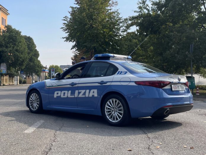 foto polizia di stato controlli zona madonnina