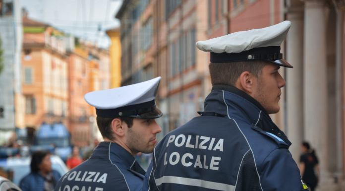 MUSICA SENZA AUTORIZZAZIONE, SANZIONI PER TRE LOCALI