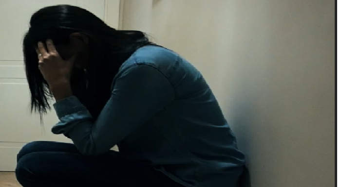 MALTRATTAMENTI IN FAMIGLIA. DIVIETO DI AVVICINAMENTO ALLA PERSONA OFFESA