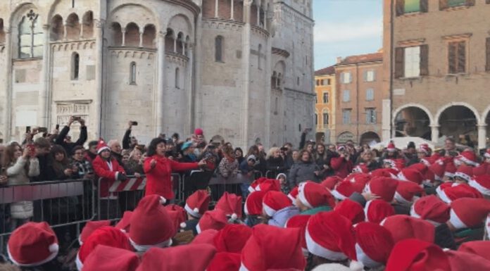 IN PIAZZA GRANDE, IL CANTO DI NATALE DELLE SCUOLE CITTADELLA