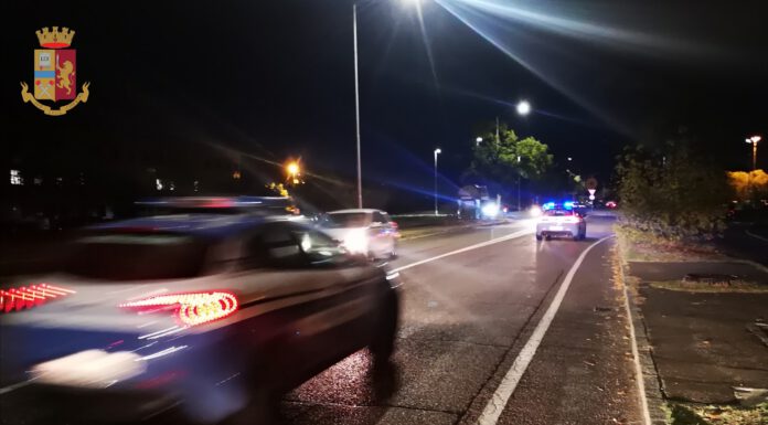 INCIDENTE STRADALE, GRAVE UNA PERSONA COINVOLTA IN UN FRONTALE