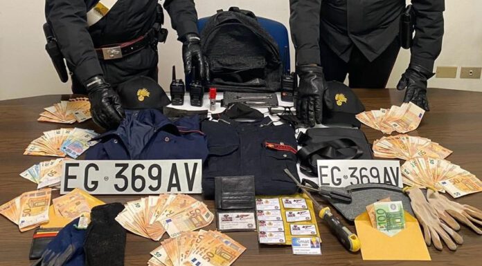 SI FINGONO CARABINIERI PER TRUFFARE ANZIANI, ARRESTATI
