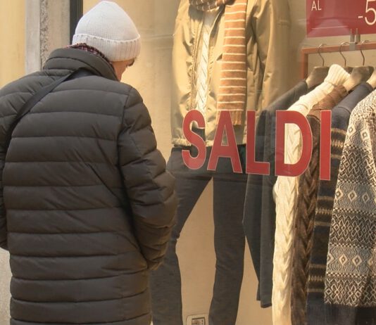 SALDI INVERNALI, AL VIA LA CORSA AGLI SCONTI