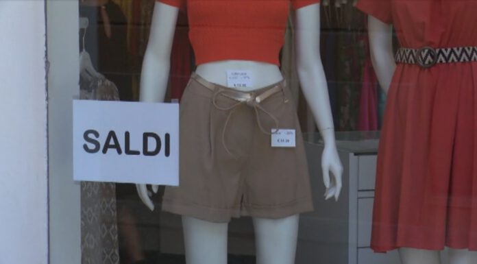 AL VIA I SALDI INVERNALI, 60 GIORNI PER ACQUISTARE NEI NEGOZI DI PROSSIMITA’