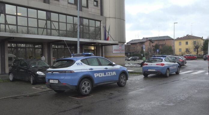 VIA COSTELLAZIONI, ACCOLTELLATO AL TORACE 27ENNE NORDAFRICANO