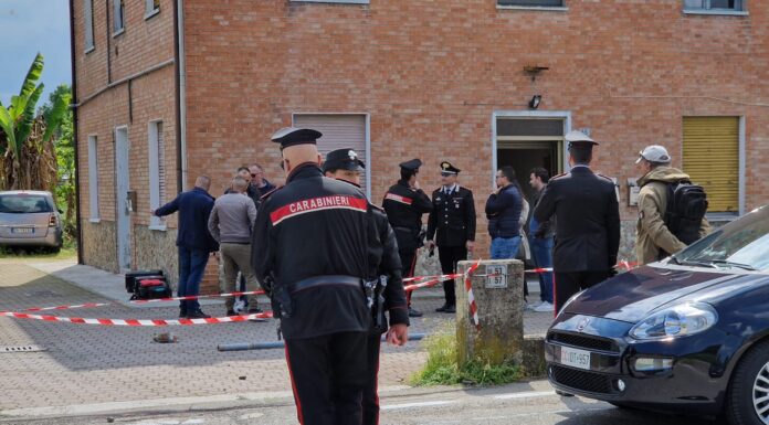 OMICIDIO A CASTELNUOVO, 36ENNE ACCOLTELLATO, FERMATE DUE PERSONE