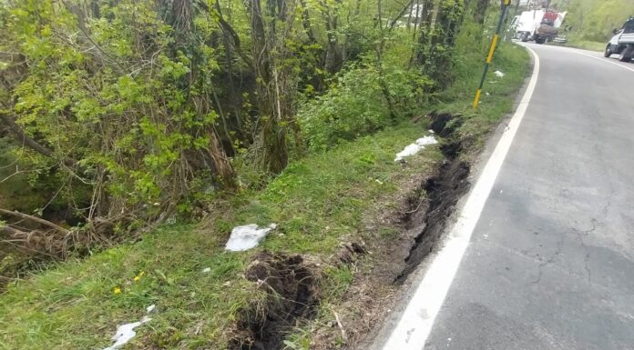 SESTOLA, CEDE UN TRATTO DI SCARPATA: VIABILITA’ MODIFICATA