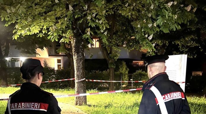 CASTELNUOVO, ANCORA UN ACCOLTELLAMENTO: 42ENNE IN FIN DI VITA
