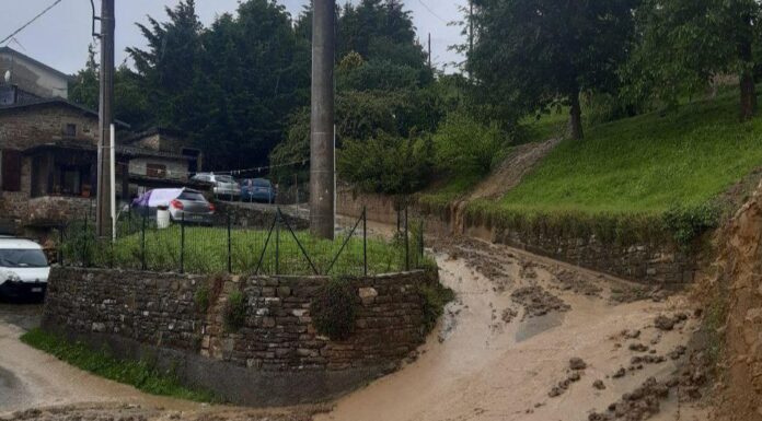 MALTEMPO, A PALAGANO UNO SMOTTAMENTO BLOCCA VIA ROLO. ISOLATE DIECI ABITAZIONI