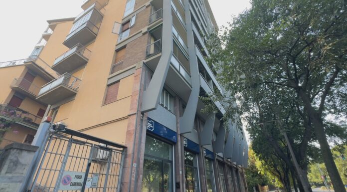 CONDOMINIO GIARDINO, ABUSIVO DA’ IN ESCANDESCENZE. INTERVENGONO I CARABINIERI