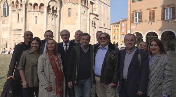 ELEZIONI REGIONALI, CALENDA A MODENA: “DE PASCALE E’ L’UOMO GIUSTO”