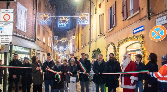 8 DICEMBRE, SASSUOLO ACCENDE IL NATALE CON LE LUMINARIE