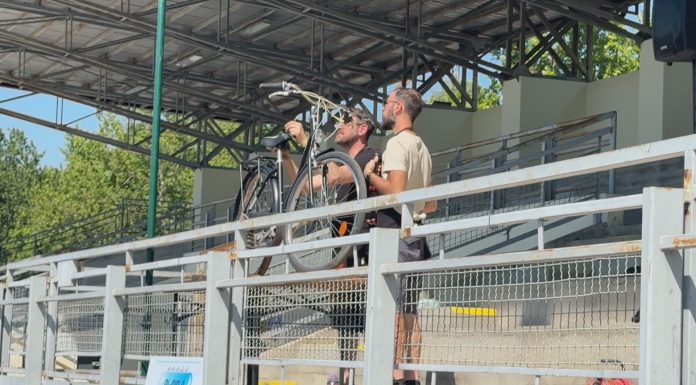 ASTA DELLE BICICLETTE, RUOTE CHE TORNANO A GIRARE AL PARCO NOVI SAD