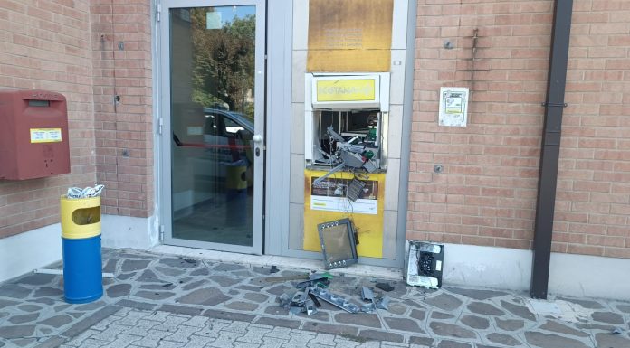 BANCOMAT ESPLOSO, COLPO NELLA NOTTE ALLE POSTE DI LESIGNANA
