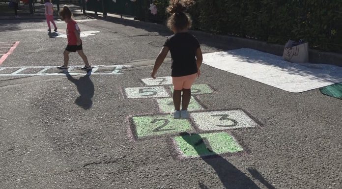 “STREET FOR KIDS”, ALBARETO SPERIMENTA LA STRADA SCOLASTICA