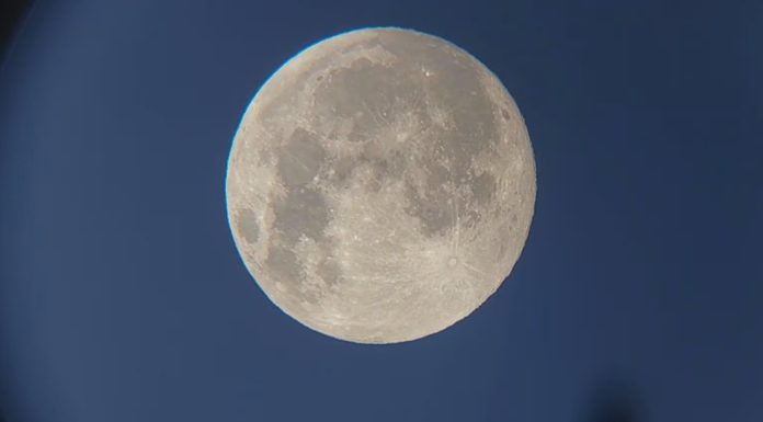 MAGIA NEL CIELO, ECCO LA “SUPERLUNA”. È LA PRIMA DI QUEST’ANNO
