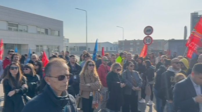 GAMBRO VANTIVE, A MEDOLLA SCIOPERO E PRESIDIO DEI LAVORATORI PER 4 ORE