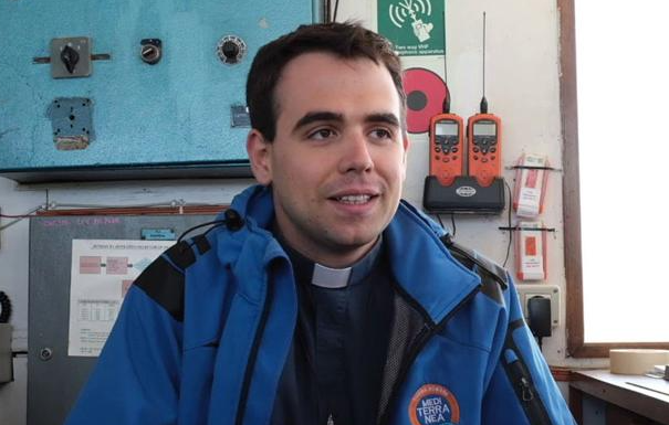 AL VIA AL PROCESSO PER GLI ATTACCHI A DON MATTIA FERRARI